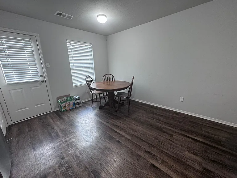 4501 Willow Pointe Dr — Photo 7