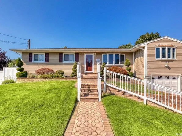 177 Missouri Avenue, Bay Shore, NY 11706