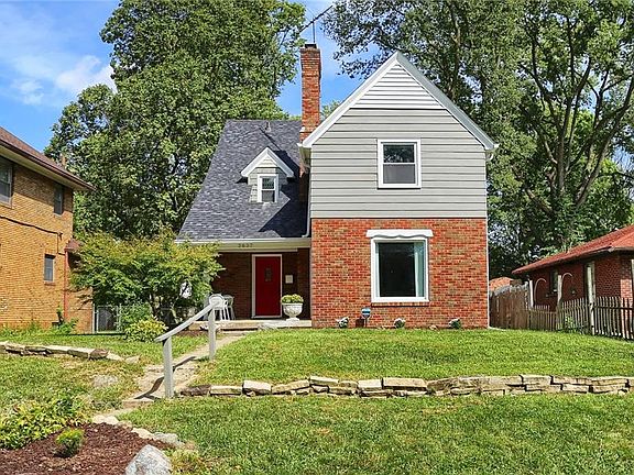 2nd image of 3637 N Winthrop Ave
