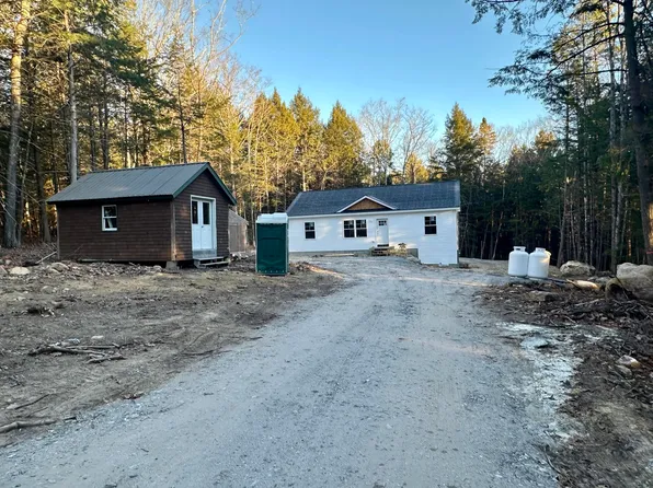 109 Colonial Circle, Harrison, ME 04040