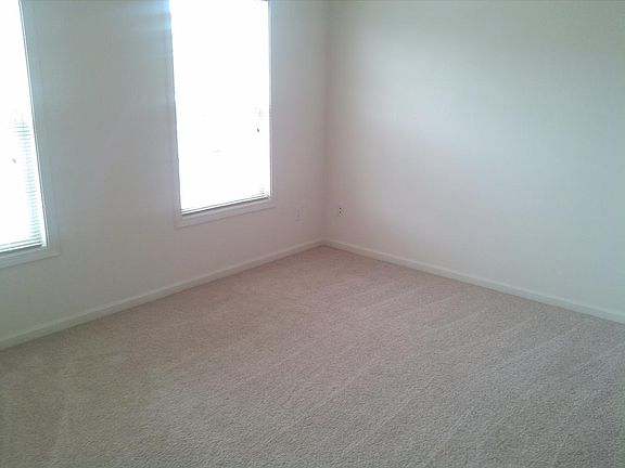 4th image of 3812 Blue Bonnet Dr