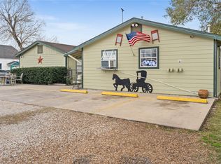 2200 Peach Ave #3, Bay City, TX 77414
