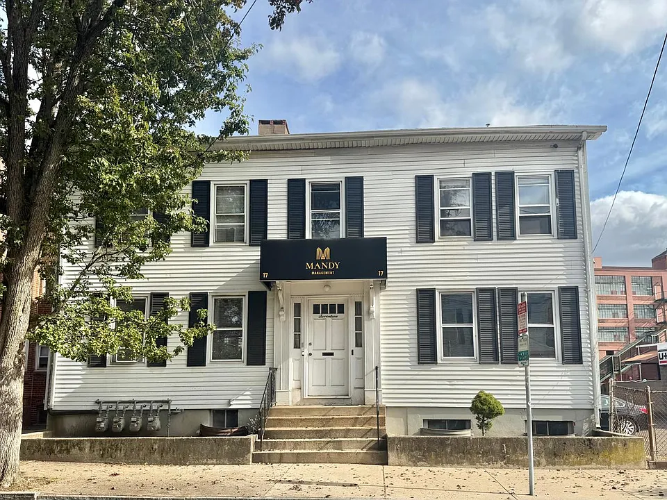 17 Brown St #R1