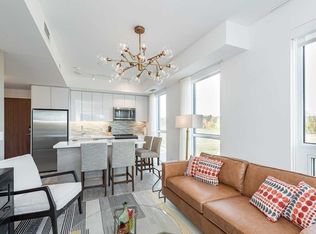 271 Sea Ray Ave #B313, Innisfil, ON L9S