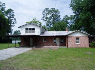 200 Chestnut St, Crescent City, FL 32112
