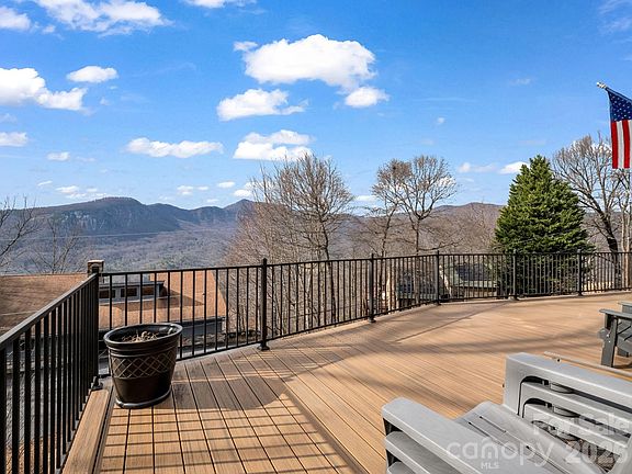 4th image of 139 Valley View Cir