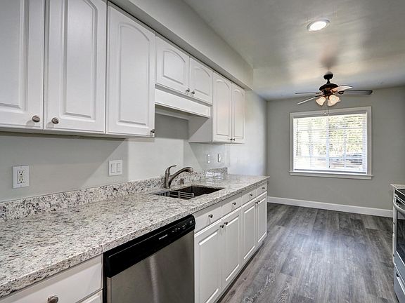 5th image of 5400 Folsom Blvd #5402