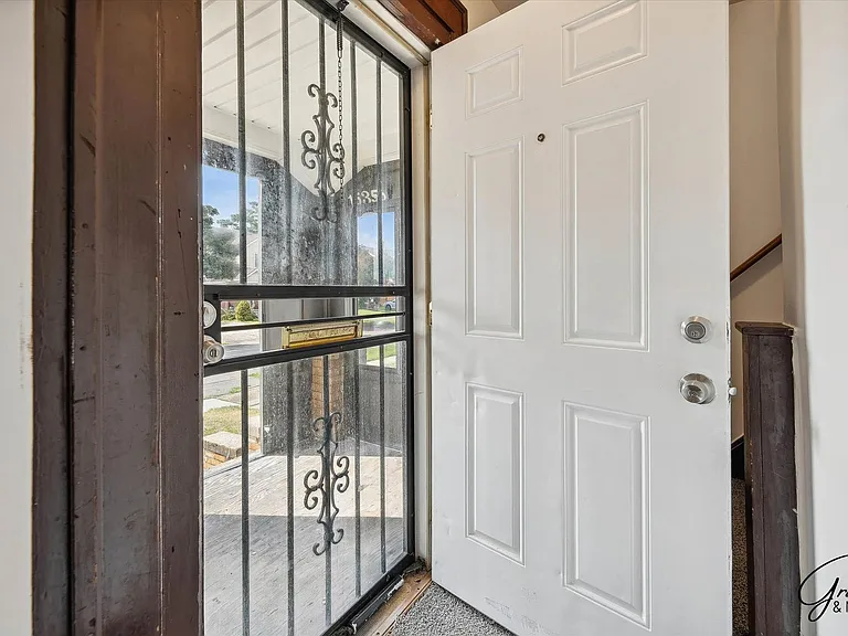 15356/15358 Washburn - Ten Star Holdings LLC — Photo 13