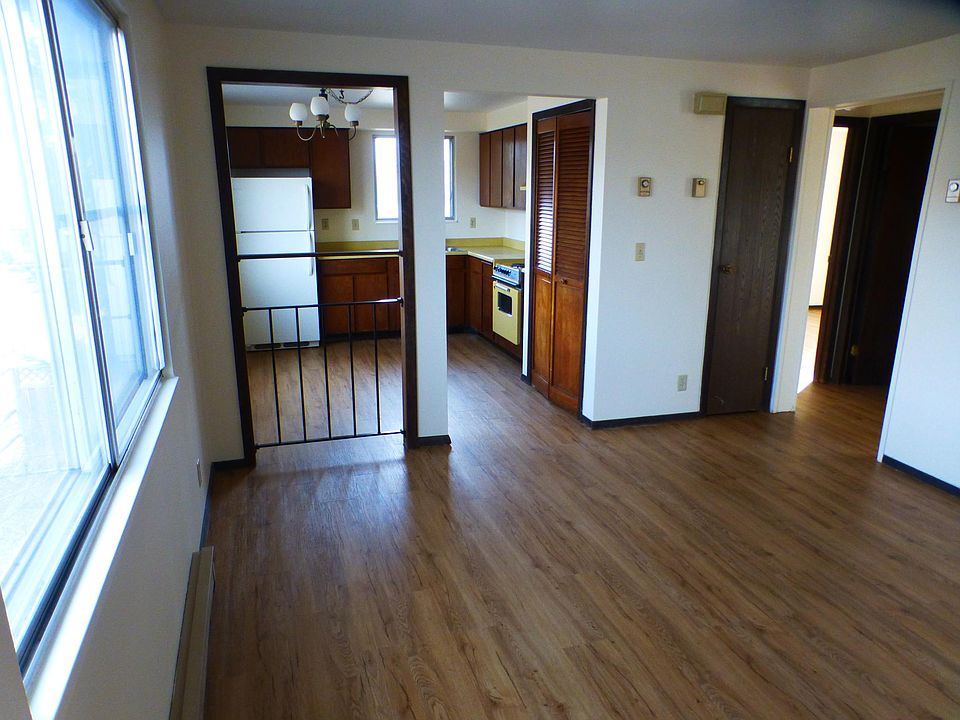 1st image of 406 Roosevelt St #2D