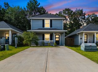 16842 N Marie Village Dr, Conroe, TX 77306