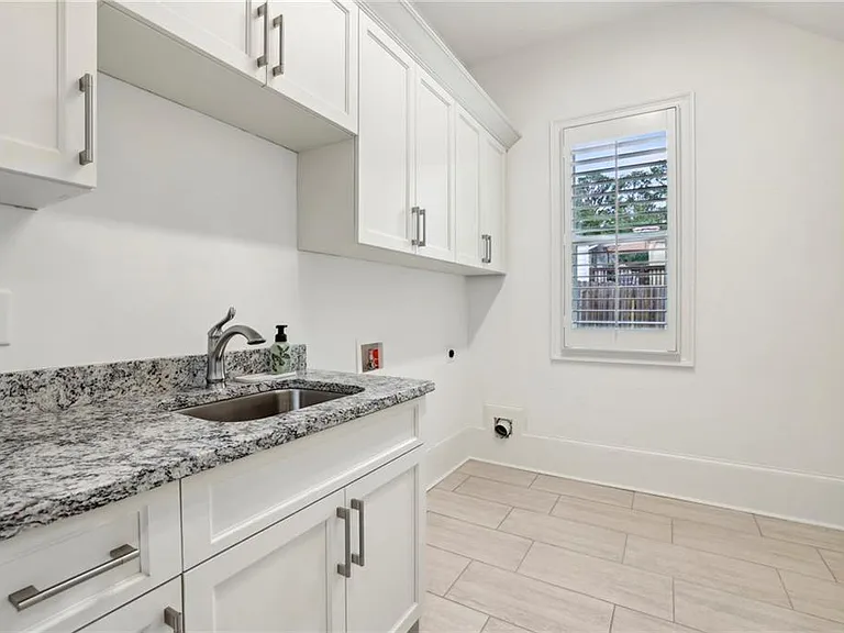 3750 Robinson Rd NE — Photo 28