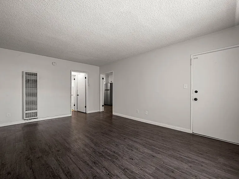 3868 Potomac Ave #7A — Photo 12