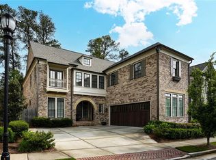 1811 Kent Ave, Dunwoody, GA 30338