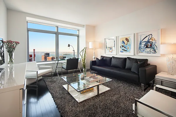 Rented by NOVO | media 15