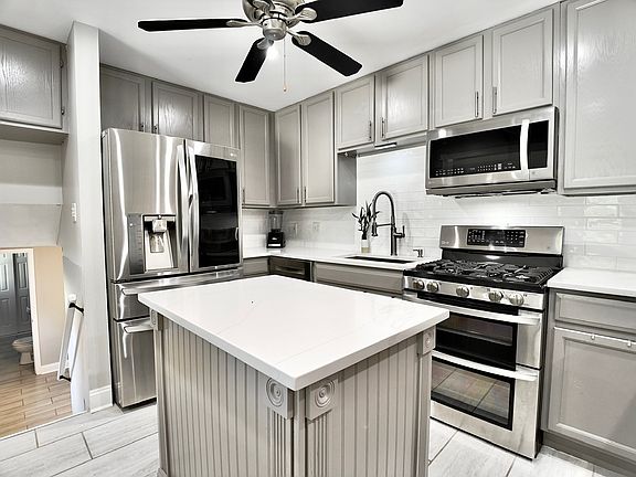 4th image of 9113 Elm Cir