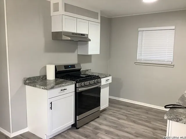 522 W Hollywood Ave — Photo 7