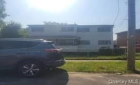1st image of 13744 Belknap Street
