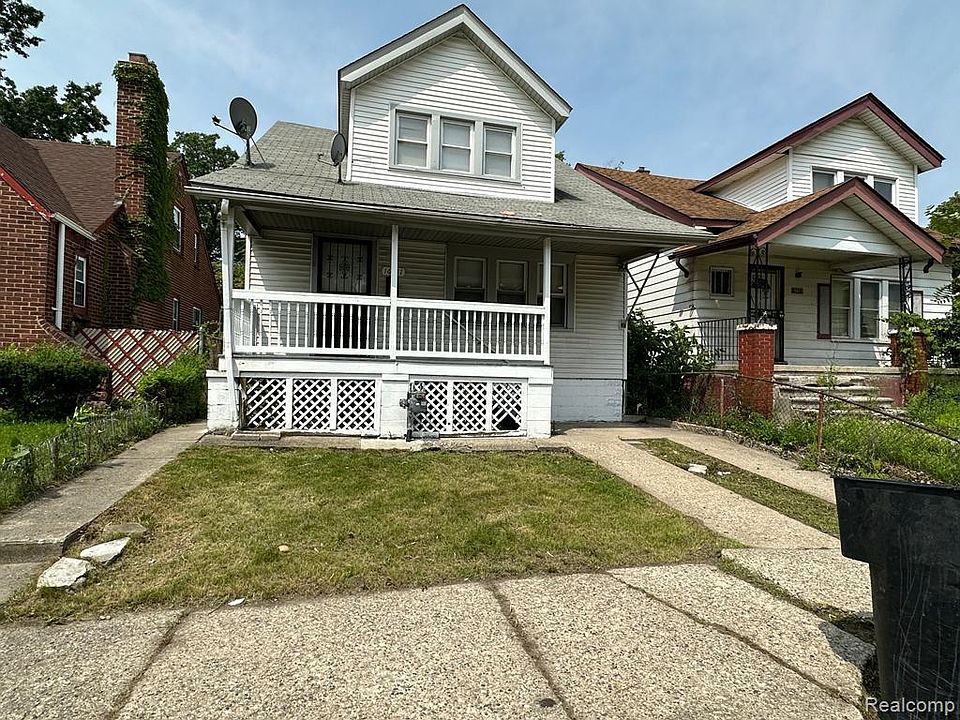 1st image of 16611 Lilac St