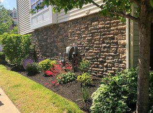 120 Moorehead Ave, Conshohocken, PA 19428