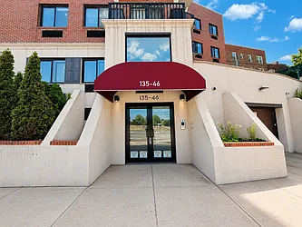 135-46 Grand Central Parkway South Sr, #4C