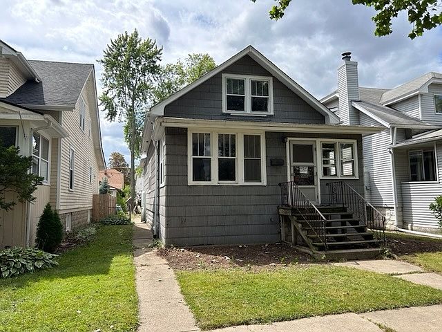 1st image of 5708 N Karlov Ave