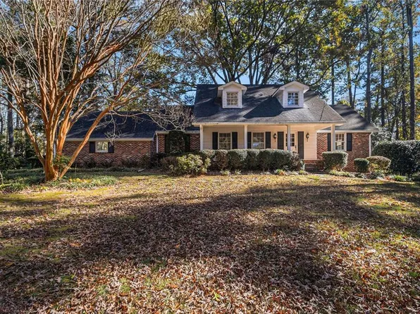 2437 Cardinal Way, Tucker, GA 30084