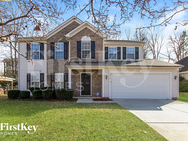 2816 Bridgeville Ln — Photo 1
