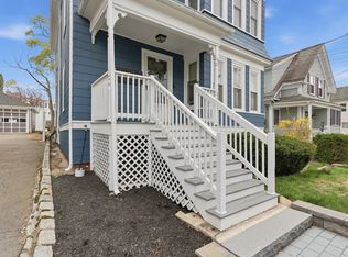 13 Roy St APT 3, Swampscott, MA 01907