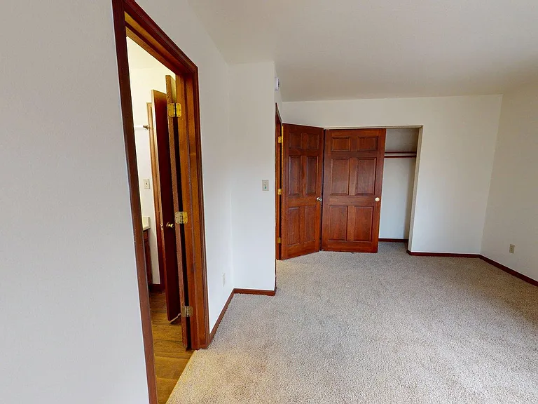 636 Arapahoe — Photo 25
