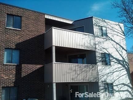 1st image of 1850 W Highland Ave APT 305