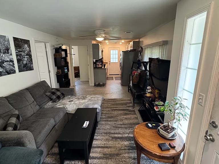 220 W Williams St — Photo 5
