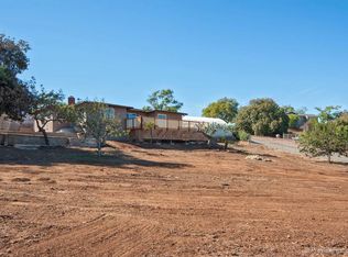 2110 Hawley Dr, Vista, CA 92084