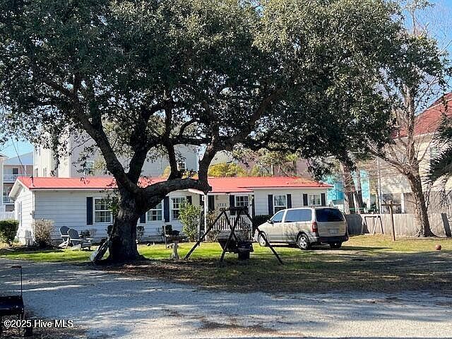 2nd image of 1722 Bonito Lane