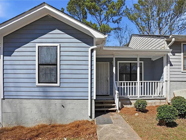 858 Ohara Dr — Photo 1