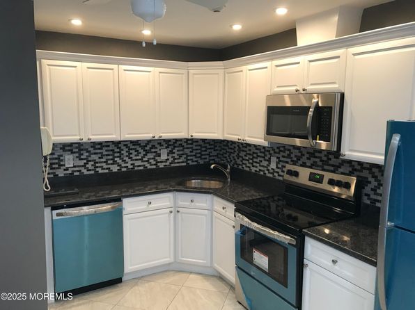 15B Andrew Jackson Ct
