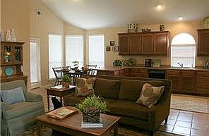 3rd image of 3833 Brandywine Ln