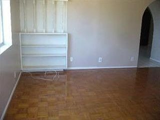 2nd image of 3206 W Lamar Rd
