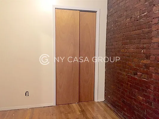 Rented by NY Casa Group | media 5