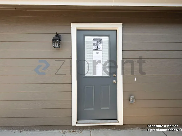 4018 Edwards Ave — Photo 5