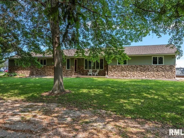 384 S Bradfordton Rd, Springfield, IL 62711