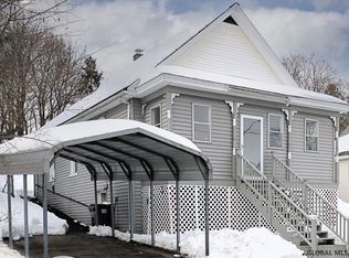 84 East St, Mechanicville, NY 12118
