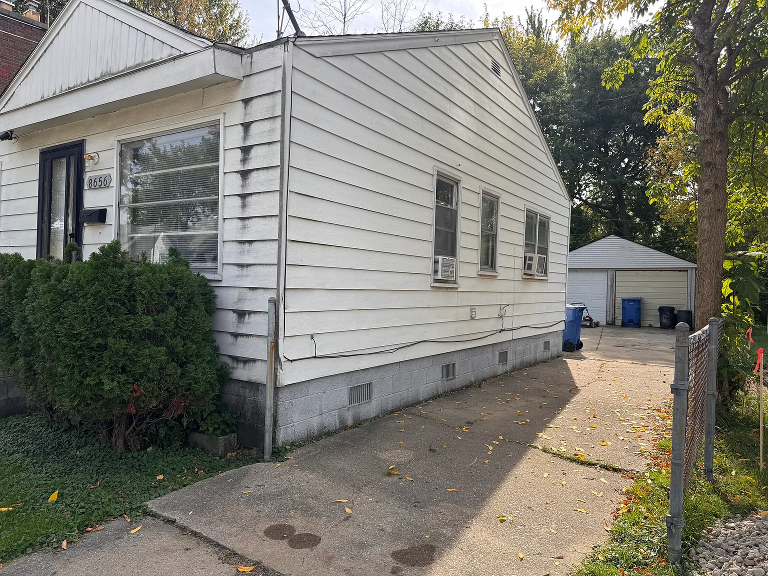 Chalmers Ave, Warren — Photo 2