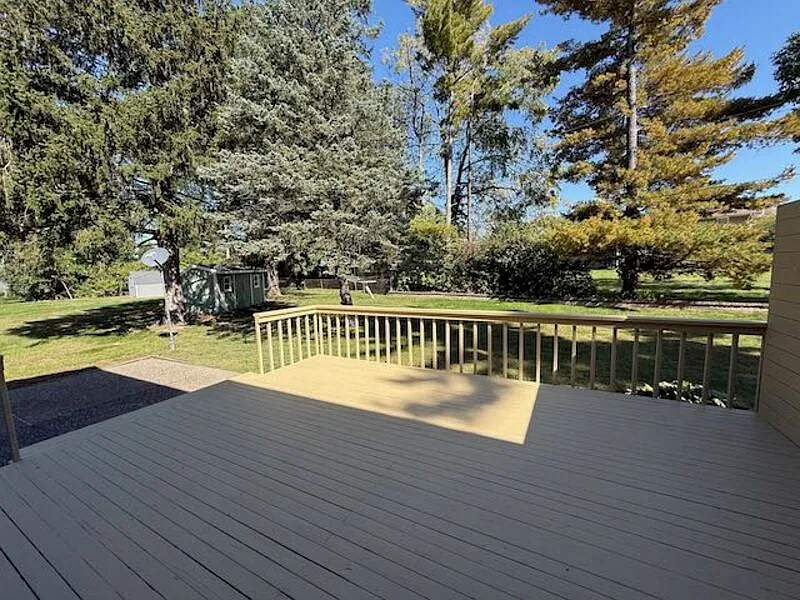 2 bed, 2.0 bath, 1400 sqft, $2,000 — Photo 3