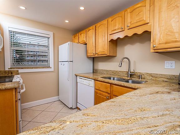 4th image of 4153 S Atlantic Ave APT 209