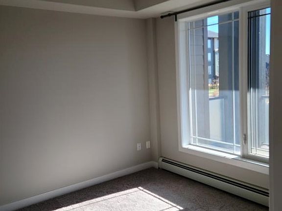 5th image of 300 Auburn Meadows Mnr SE #206