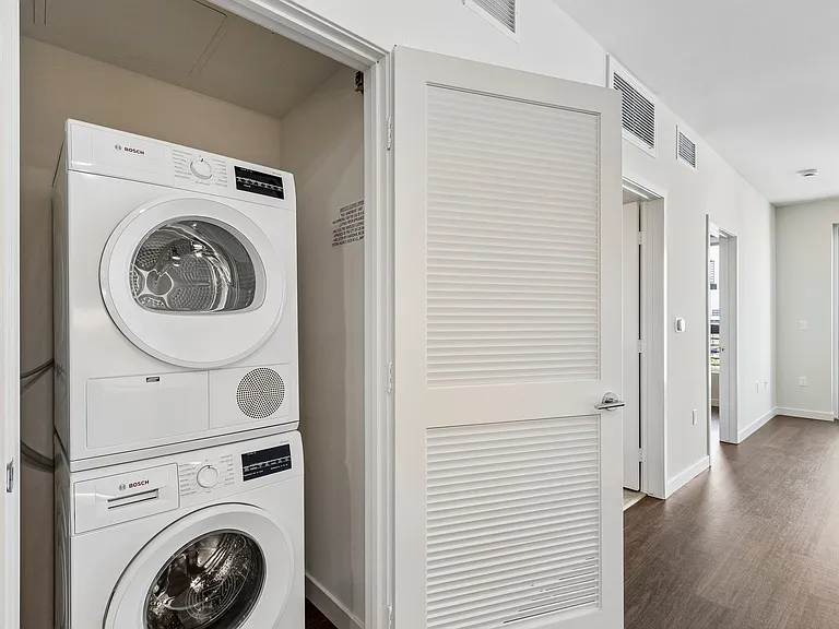 Maru Apartments — Photo 63