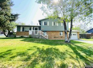 1001 Bandera Ave, Douglas, WY 82633