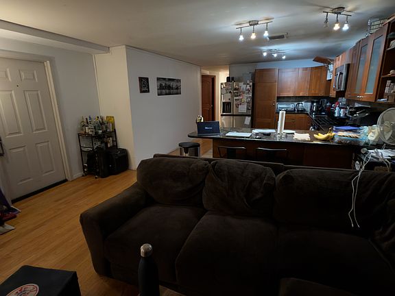 5th image of 15 Stone St Fl 4