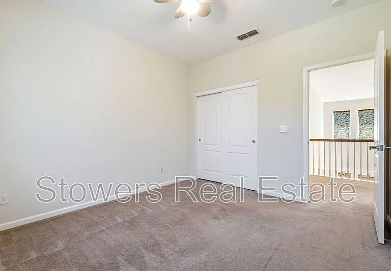 145 Bryant Ct — Photo 49