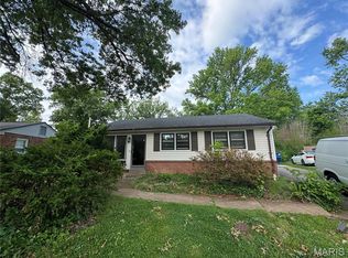 935 Box Elder Dr, Saint Louis, MO 63122